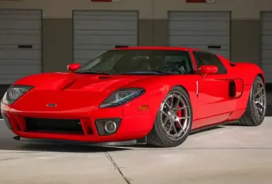 保羅沃克收藏的 2005 Ford GT 引爆拍賣熱潮