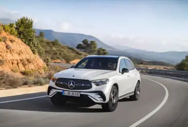 2025年12月購車優惠 Mercedes-Benz GLC 160萬零利率 A-Class月繳免1萬8 電動車贈2年延長保固