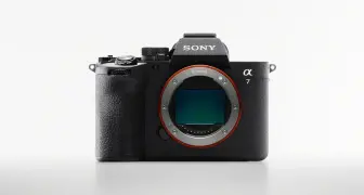 3C科技｜Sony Alpha 7 V 全片幅可交換鏡頭式數位相機：全能進化，AI 技術強化動靜態影像表現