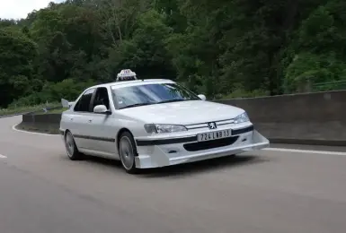 電影車追擊｜終極殺陣Peugeot 406