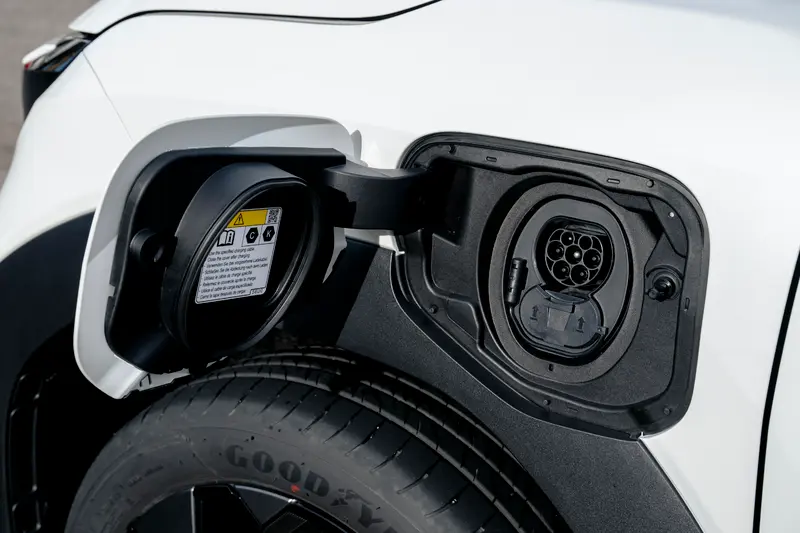 歐規車的充電口為CCS2