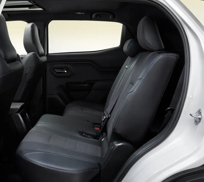 第二排座椅可前後滑移