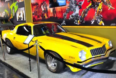 電影車追擊｜變形金剛1977 Chevrolet Camaro