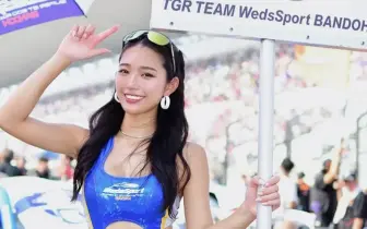 【國王車訊】車模美女收集 2025 WedsSport Racing Gals 成沢紫音