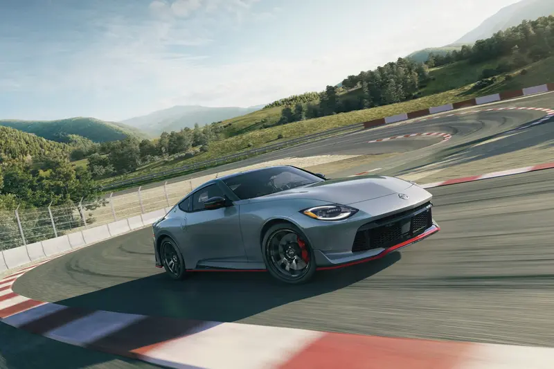 2025年式美規Nissan Z