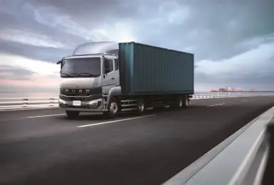 2026台北車展｜FUSO三大明星車款齊聚登場 樂天女孩應援秀