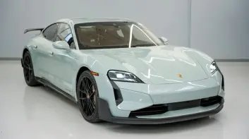 跑很快 掉價更快！《Porsche》最強電王Taycan Turbo GT 行駛227公里 蒸發260.3萬