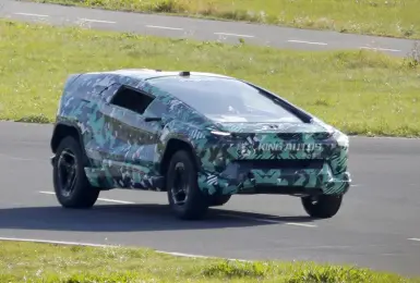 鴻海電動車品牌Ceer 楔形純電跑旅首度曝光 集結Hyundai與Rimac尖端電驅技術