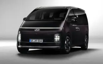 同級罕見800V架構！《Hyundai Staria Electric》純電廂型車 可跑400公里 拖曳2噸 提供9或7人座