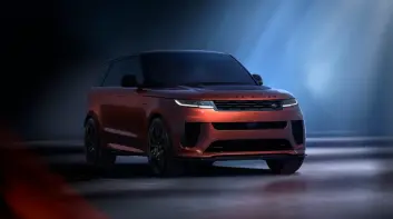 碳纖極境 性能之巔！《Range Rover Sport SV Carbon》限量30席 730萬元起 首波升級38.1萬碳陶煞車