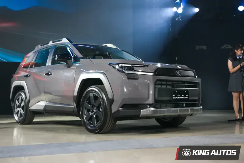 強調戶外越野氣息，標配電子四驅系統的ADVENTURE