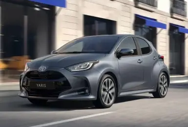 Toyota 歐規 Yaris 小改款配備補好補滿，讓入門掀背車更像一台「認真做的日常用車」