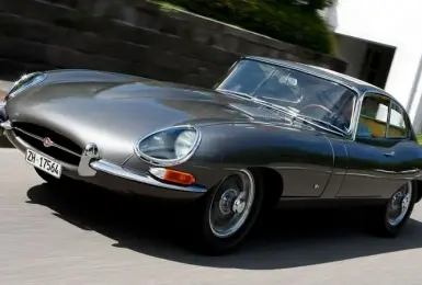 老車狂吼｜傳奇經典Jaguar E-Type