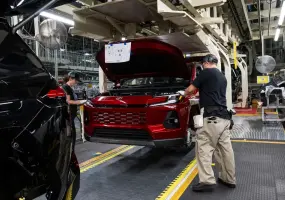 美規《Toyota RAV4》大缺車 經銷商改推銷《Crown Signia》或電動車《bZ4X》