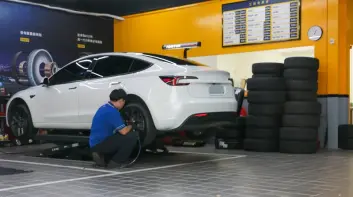 換胎&試胎體驗｜Goodyear輪胎《ElectricDrive》純電時代的靜謐抓地力