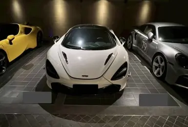 太子集團法拍名車｜McLaren 720S