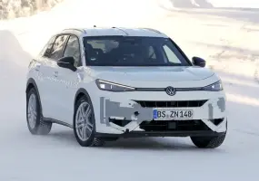 EA888續寫傳奇！大改款《Volkswagen T-Roc R》靠48V通過歐7 輸出有望上調至333匹