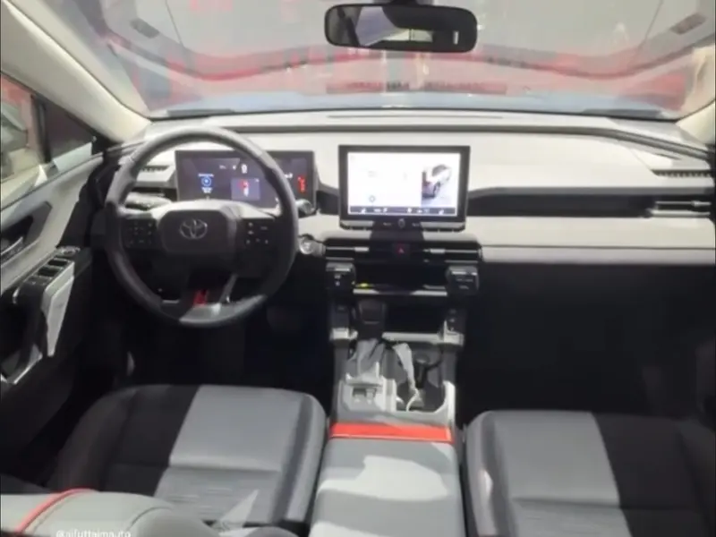 中東與台灣一樣是左駕