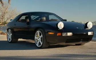 全球唯一 Ruf 928R 即將拍賣：前置 V8 傳奇預估成交價驚人