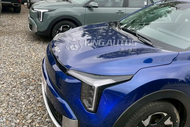 新增風暴藍(Yacht Blue)，與莫蘭迪綠(Adventurous Green)車色，都將導入台灣市場。