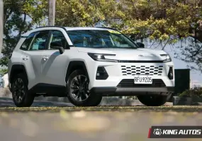 2026年3月購車優惠｜《Toyota RAV4》30萬低利專案 電動車bZ4X與Urban Cruiser免費充電6個月