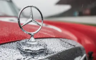 打不贏就加入？！《Mercedes-Benz》擬改用中國吉利底盤技術 