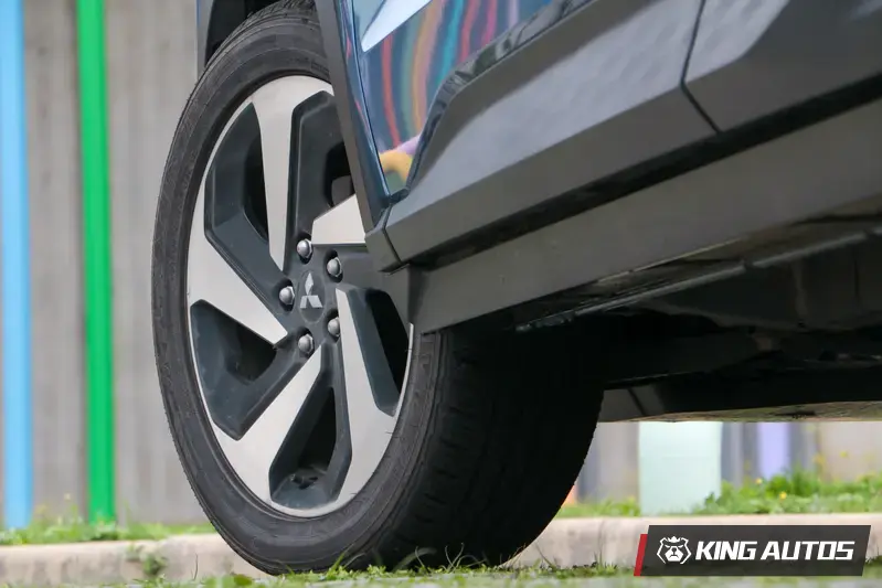 全車系統一搭載18吋鋁圈,落地胎為瑪吉斯高C\P值的休旅胎Bravo HPM3,尺碼225/50 R18。