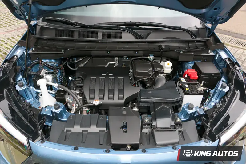 XForce搭載1.5升四缸自然進氣引擎,匹配日本愛信供應的CVT無段變速系統,輸出為105ps/14.4kgm,平均油耗為17km/L,全車系前輪驅動,海外也如此。