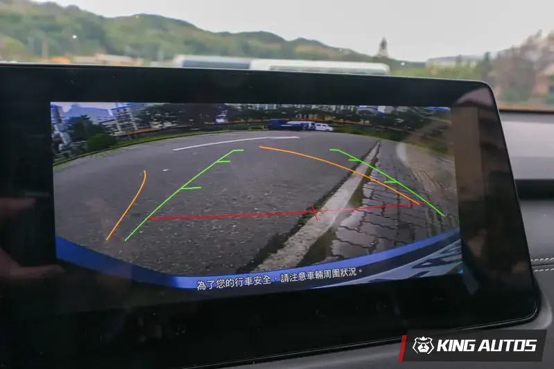 倒車顯影的畫質還可接受,至少讓你看得到後方情況。