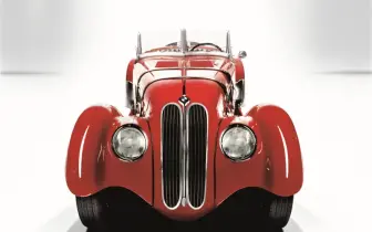 BMW 110週年 跨越世紀的駕馭樂趣 承襲經典 引領未來