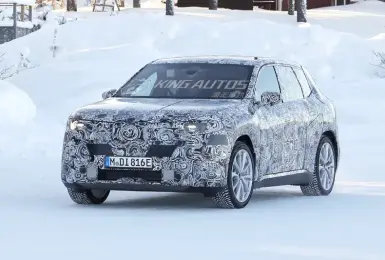 鼻孔縮小了！小改款《BMW X1》與 iX1 全面導入 Neue Klasse設計語彙與座艙技術