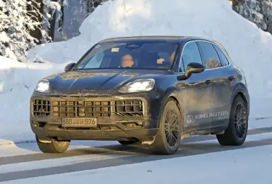 暢銷王不能亡！《Porsche Cayenne》燃油版將再次小改款