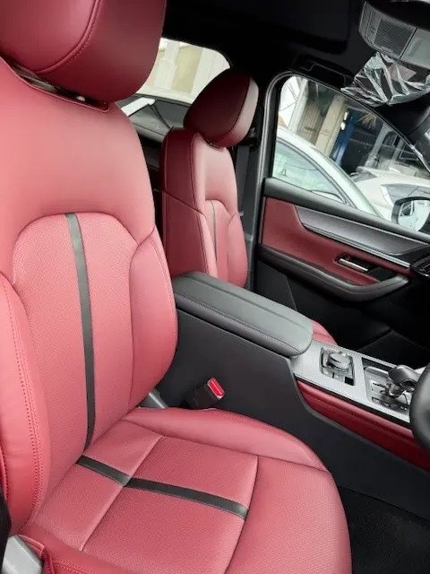 日規 2026 年樣式 Mazda CX-60 Burgundy Leather Package。圖片來源：大阪マツダ 四條畷店