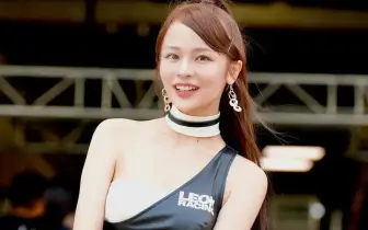 【國王車訊】車模美女收集 LEON RACING LADY 澤田実架