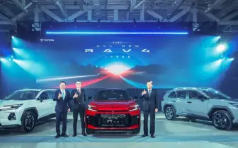 強化入門戰力！Toyota RAV4入門款升級電動收折後視鏡等配備