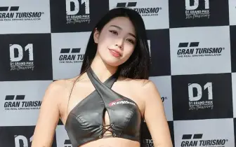 【國王車訊】車模美女收集 LEON RACING LADY 成沢紫音