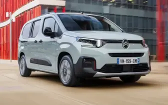 升級逾6萬配備！《Citroen Berlingo XTR》抓地能力大提升 升級電子後視鏡