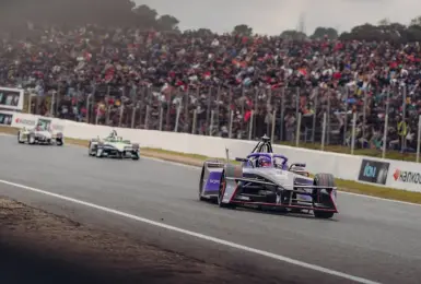 Pascal Wehrlein 馬德里站奪季軍 保時捷車隊穩固領先優勢