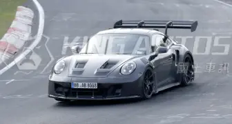 9000轉高亢聲浪沒了！小改款《Porsche 911 GT3 RS》擬改用渦輪引擎 克服歐7法規