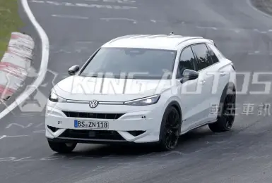 無偽裝賽道暖身！大改款《Volkswagen T-Roc R》車頭立可帶太搶眼  搭載最強EA888 還有甩尾模式！