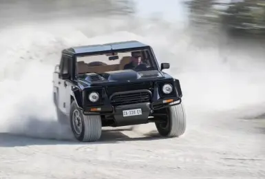 老車狂吼｜Lamborghini LM002