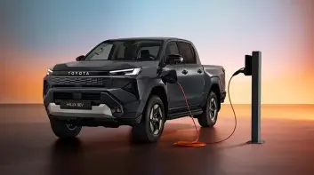 台灣有機會！？純電《Toyota Hilux》東南亞陸續上市 雙馬達四驅 續航不到250公里