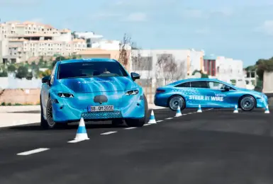 Infiniti首創 賓士終於趕上 二次小改款Mercedes-Benz EQS 導入線控方向盤 車艙佈局同步曝光