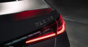 多兩個汽缸 售價打7折！六缸GLC 53歐洲上市 比四缸便宜台幣128萬