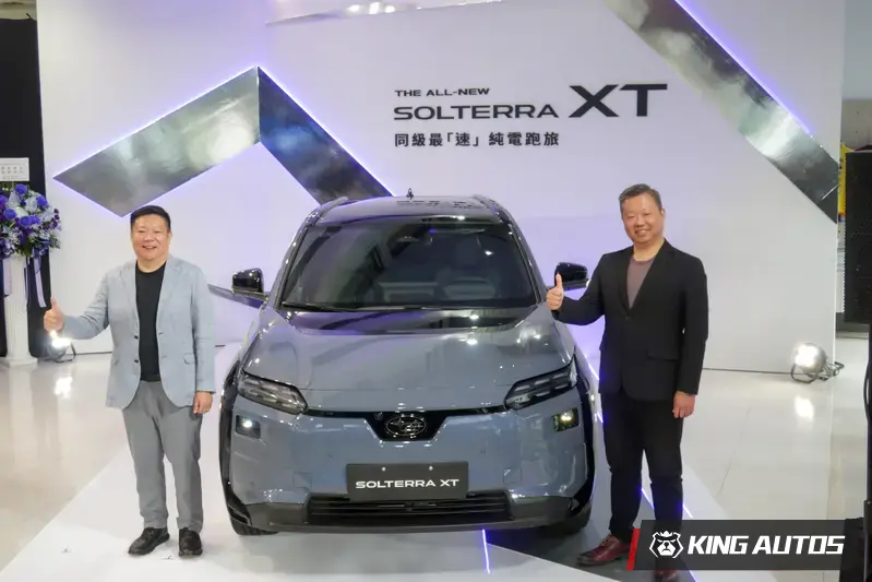 意美汽車集團營運長 盧翰瑻Philip(左)與台灣意美集團營業部副總經理李建偉