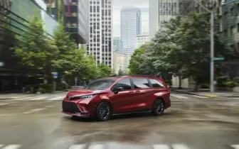 現款《Toyota Sienna》價格讓你懷疑人生 新年式送測 新增四驅車