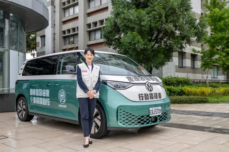 台灣福斯商旅總裁巫詩棻表示:「ID. Buzz將貼身守護遶境信眾的安全與健康。」