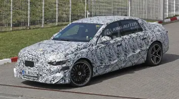 寬體 低趴 900 匹！純電《Mercedes-AMG E-Class》改用AMG.EA平台 徹底揮別EQE圓潤造型