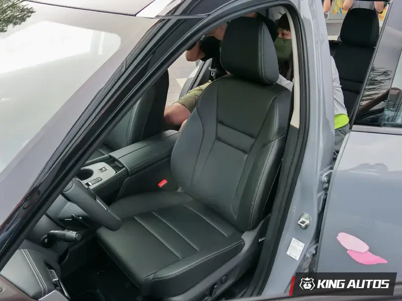 TAKUMI 匠人訂製皮革座椅