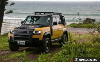 《Defender Trophy Edition》試駕報導｜地表最強黃袍加身 原廠涉水喉 車頂梯全上陣 開箱即戰！
